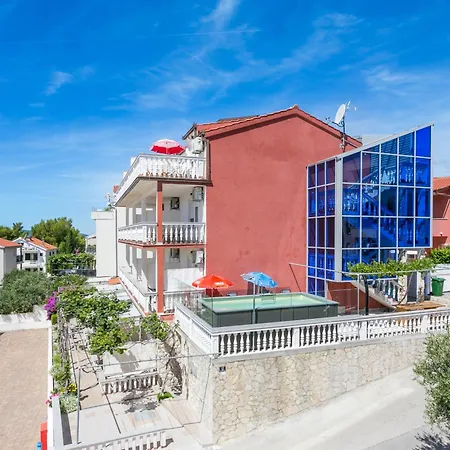 Businci 11232c * Trogir